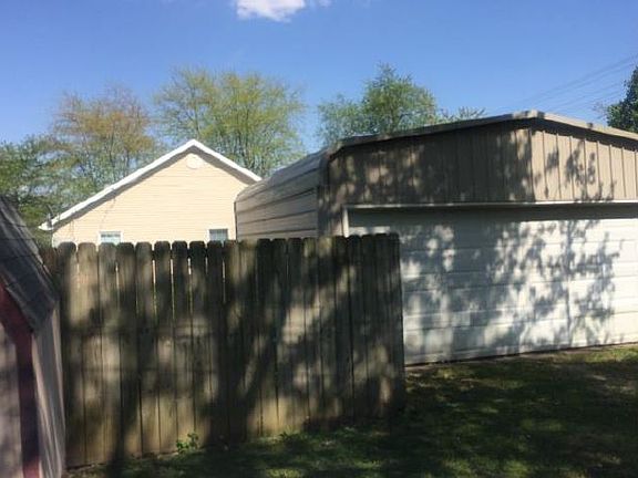 2nd image of 608 Foust Ave