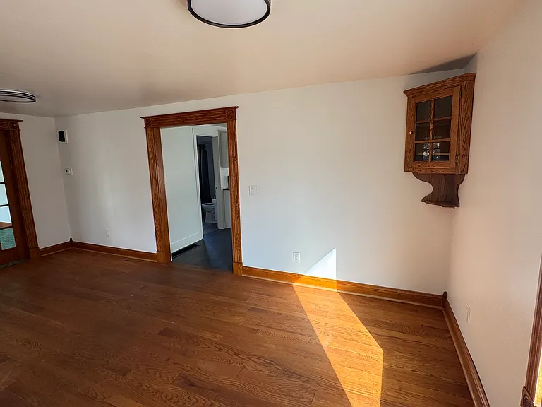 238 Pleasant St — Photo 9
