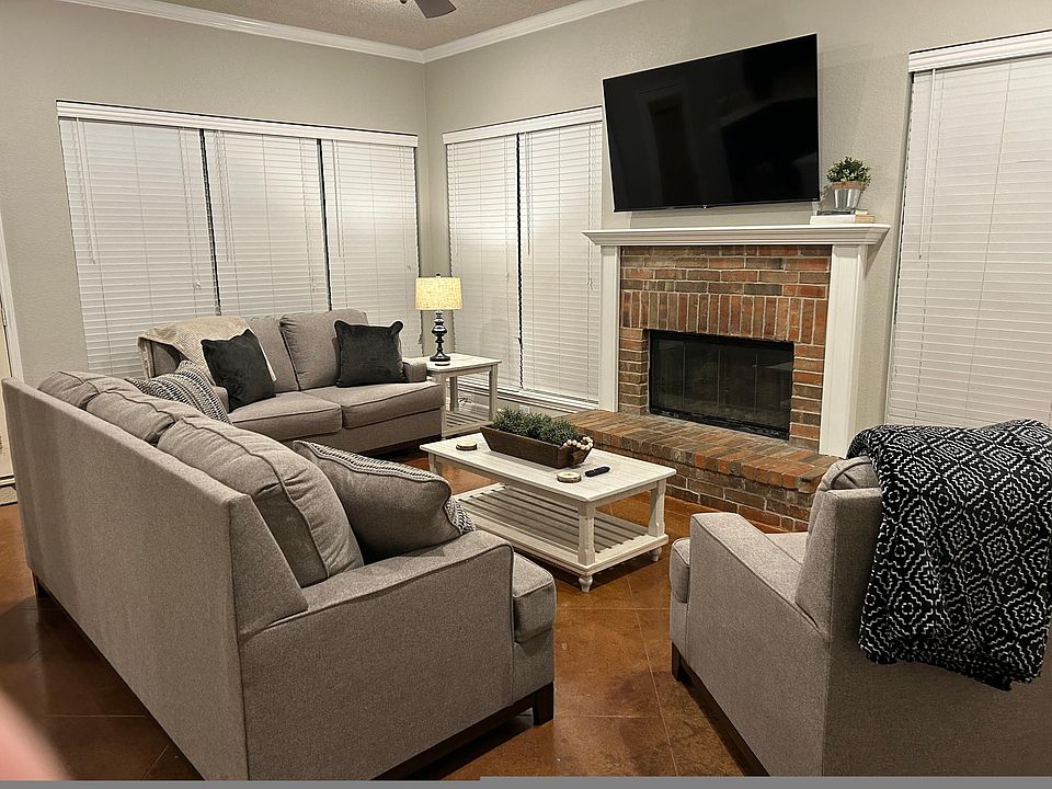 1st image of 2703 Cheverny Dr