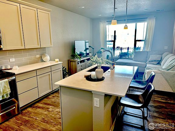 3rd image of 4165 N Park Dr #103