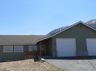 571 Sierra Springs Dr, Crowley Lake, CA 93546