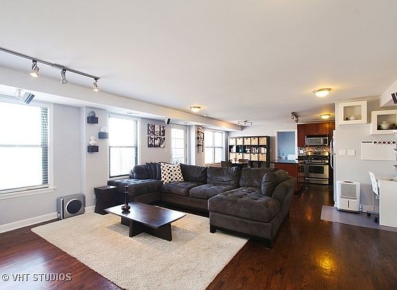 2nd image of 2555 W Catalpa Ave APT 5C