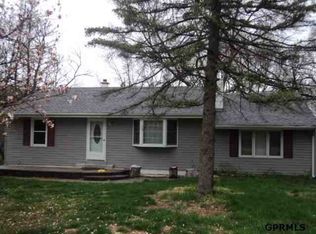 1708 Rustic Rd, Bellevue, NE 68005