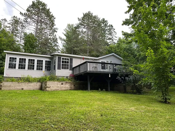 54 S Glover St, Glover, VT 05839