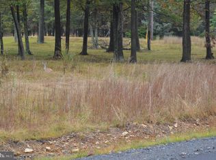 120 Glen Eagles Dr, Hazle Township, PA 18202