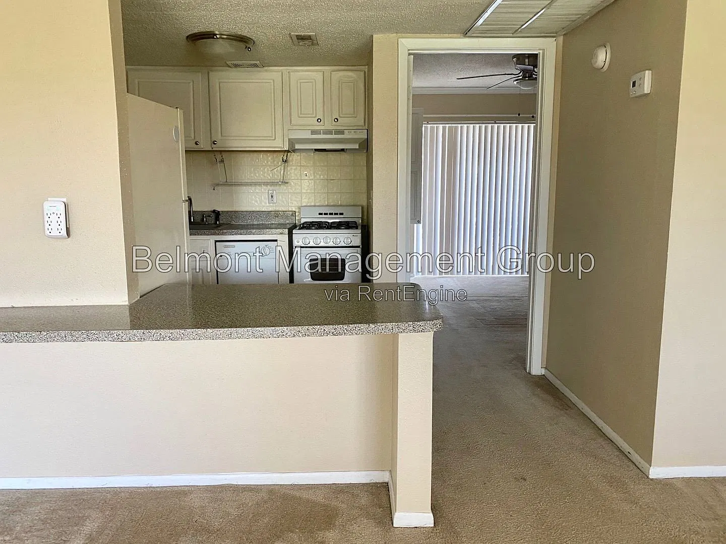 1 bed, 1.0 bath, 496 sqft, $1,095 — Photo 2