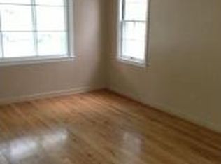 3444 Trumbull St, Trenton, MI 48183
