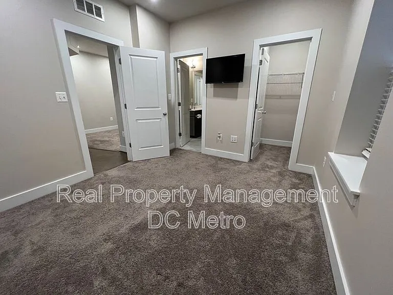 7205 Georgia Ave NW #A — Photo 12