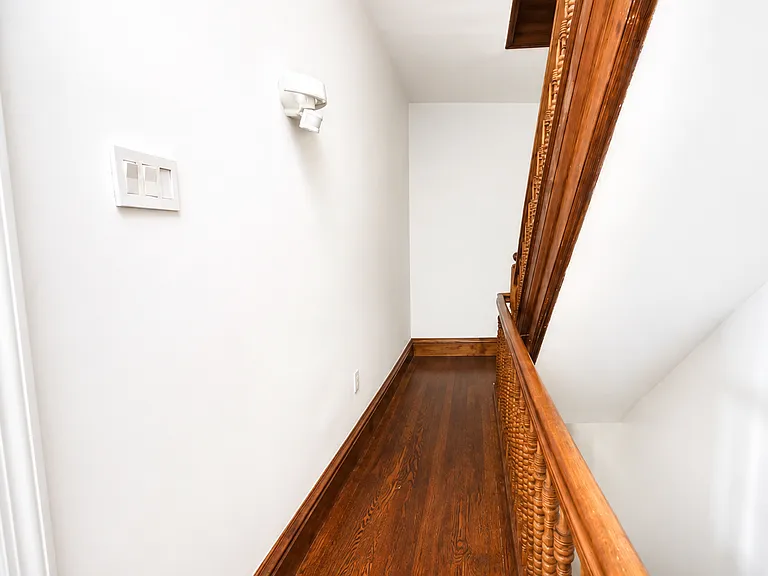 7807 Ridge Blvd #3 — Photo 4