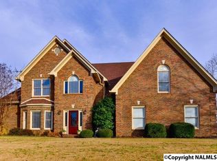 3308 Cedarhurst Dr SW, Decatur, AL 35603