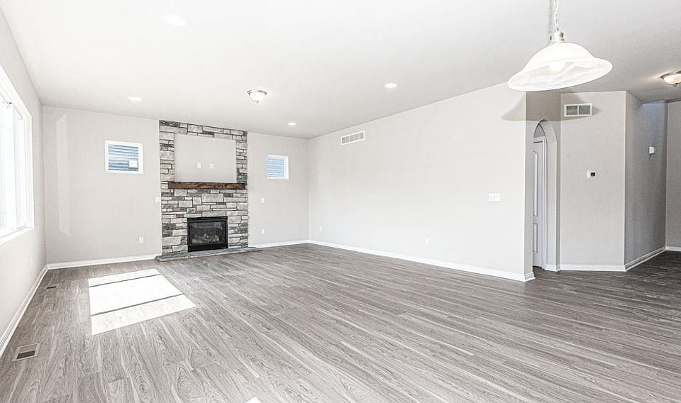53188 Woodland Mdws, photo 6
