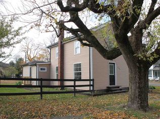 207 N Walnut St, Walton, IN 46994