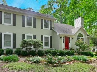 210 Spring Forest Way, Sharpsburg, GA 30277