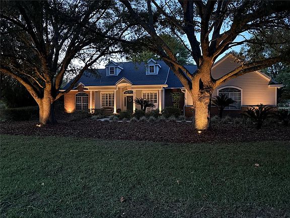 2nd image of 10912 SW 17th Ln