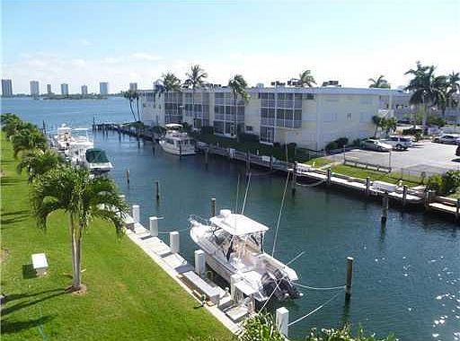 4th image of 110 Shore Ct #3110