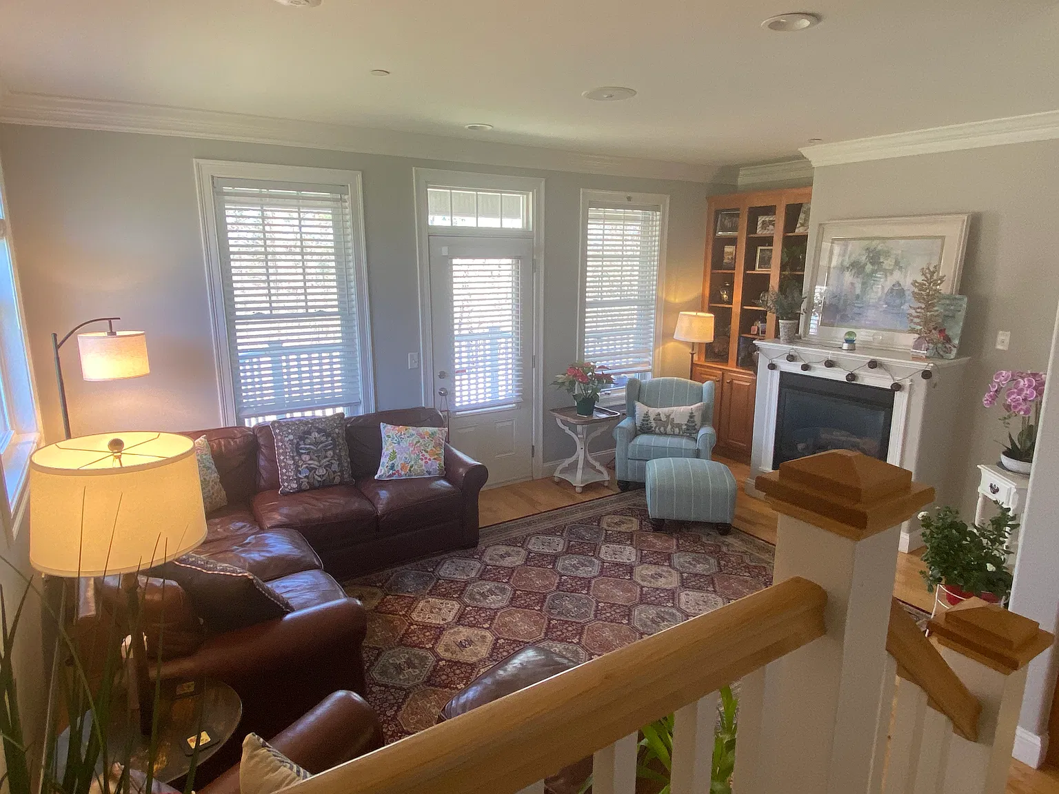 9 Camelia Ave — Photo 3
