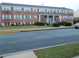 44 Alan Ln APT C7, Quakertown, PA 18951
