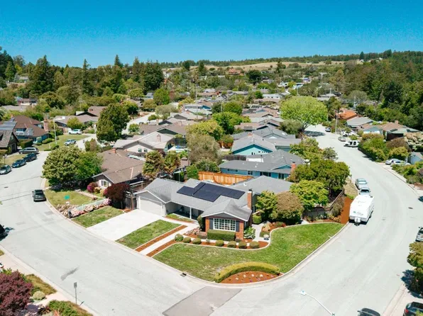 2 Ortalon Ave, Santa Cruz, CA 95060