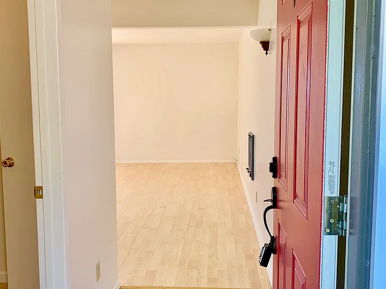 2100 Red Rose Way #26-Q — Photo 19