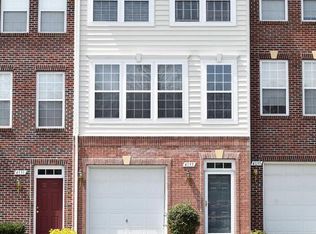 4133 River Forth Dr, Fairfax, VA 22030