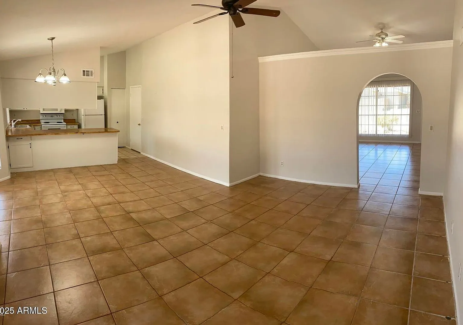 18239 N 38th DR, Glendale, AZ 85308 — Photo 4