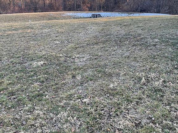 3rd image of 29 Bud Ave