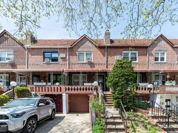 676 East 38th Street image 1 of 6