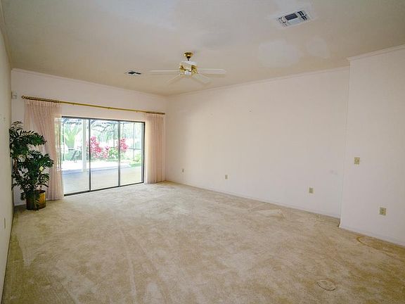 3rd image of 115 Arrowhead Ln