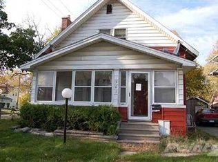 903 E 9th St, Flint, MI 48503