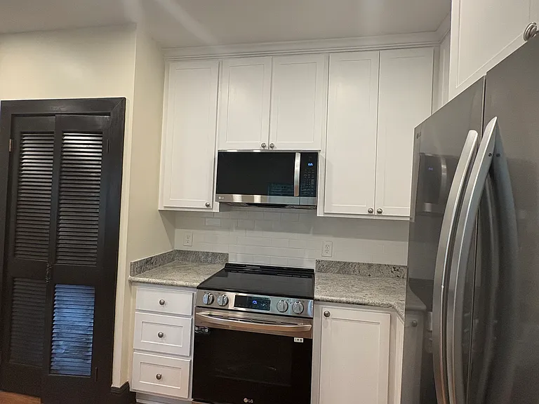 1320 Hazel St #4 — Photo 4