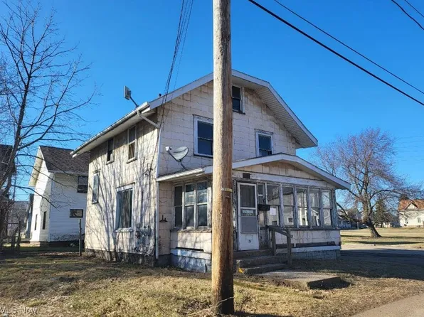 1445 Ohio Ave NE, Canton, OH 44705