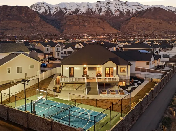 1437 W Valley Dr, Lindon, UT 84042