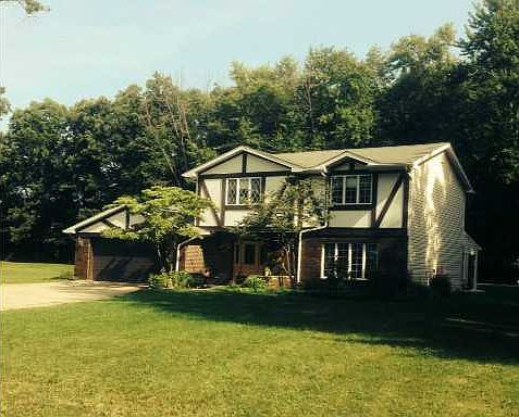 2nd image of 123 Oak Meadows Dr