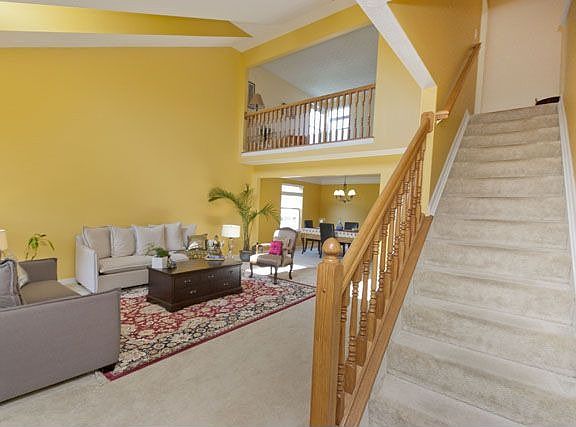 4th image of 4411 Pantonbury St
