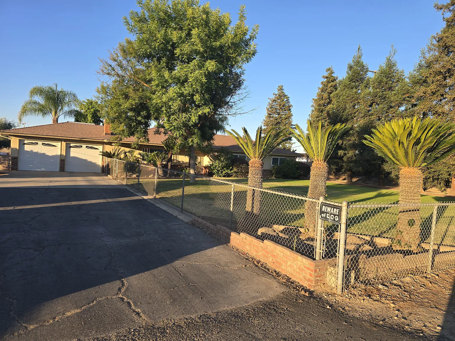 6167 W Ashlan Ave — Photo 2