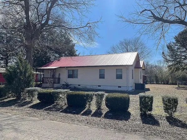 270 W Dena St, Booneville, AR 72927
