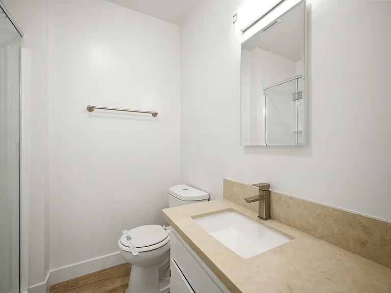 1416 Amherst Ave #6 — Photo 19