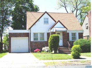 2-18 Saddle River Rd, Fair Lawn, NJ 07410