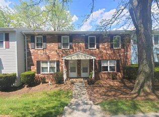 242 Pheasant Run Dr, Blacksburg, VA 24060