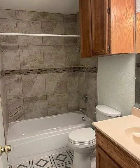 6149 Angus Dr — Photo 7