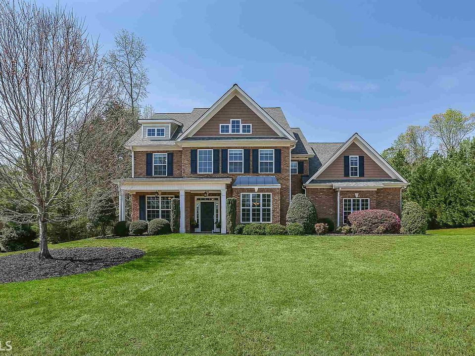1st image of 62 Silverbell Ln