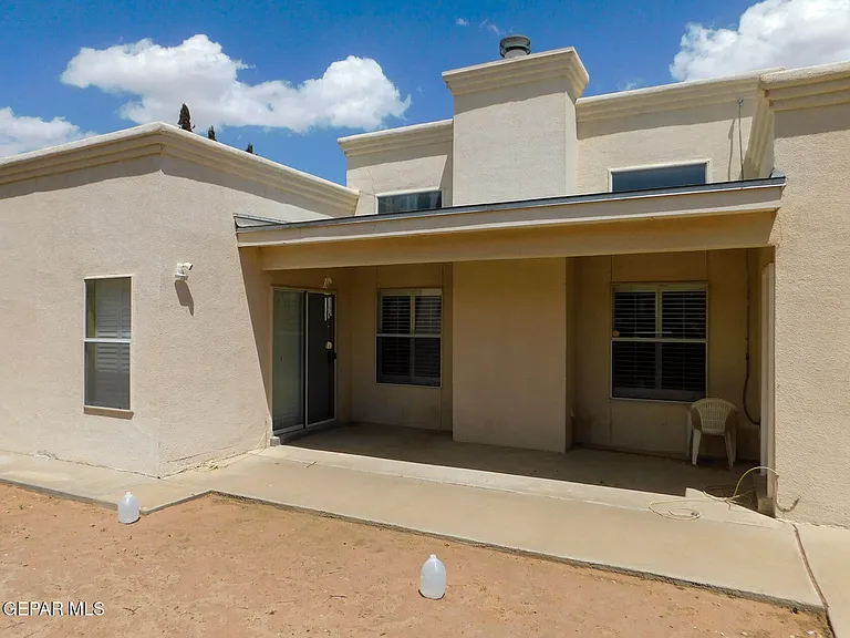 917 Tecate Pl — Photo 38