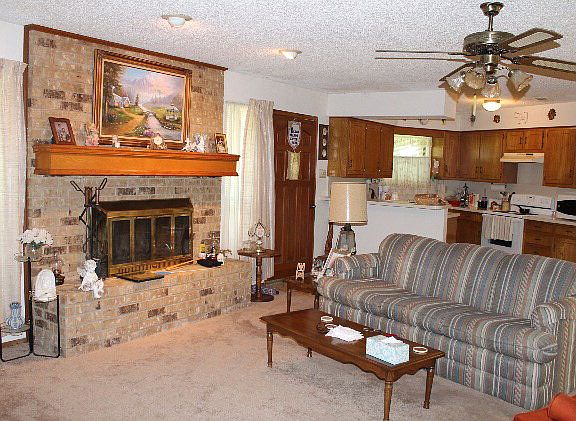 2nd image of 133 Evergreen Dr