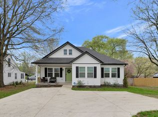 143 Coles Ferry Rd, Gallatin, TN 37066