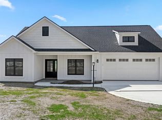 2230 E 250 North Rd, Bluffton, IN 46714