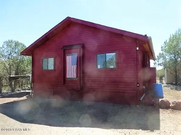89 Janet Ln, Ash Fork, AZ 86320