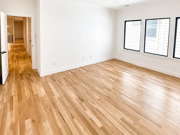 3529 Asbury St — Photo 14