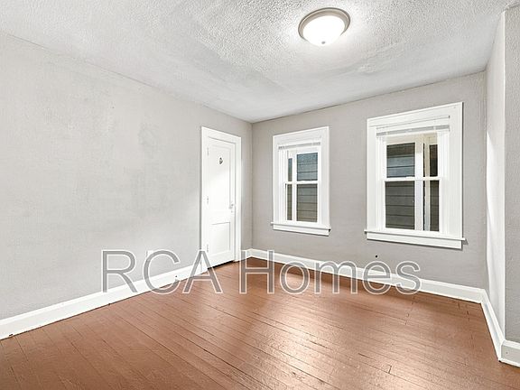 3rd image of 3618 Salem St