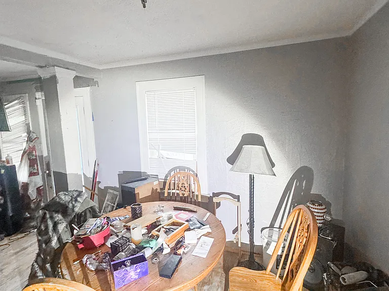 612 Neubert Ave — Photo 5