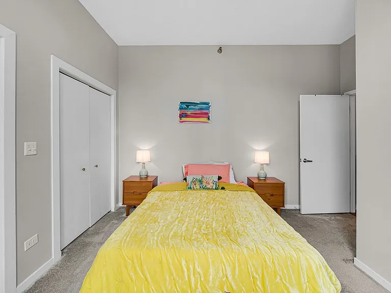 1600 S Indiana Ave #610 — Photo 17